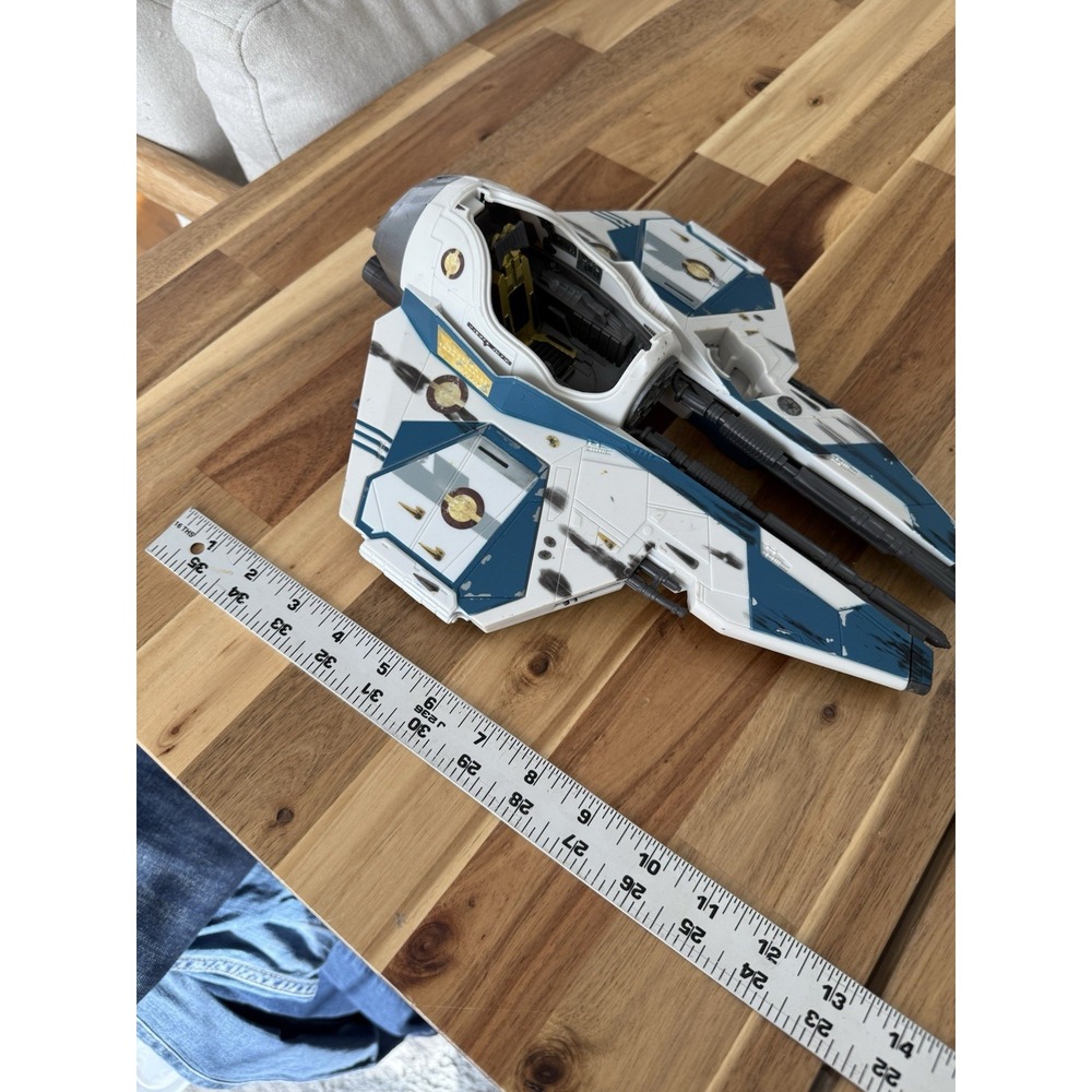 Star Wars Obi Wan's Jedi Starfighter Blue Hasbro 2004 used no missiles